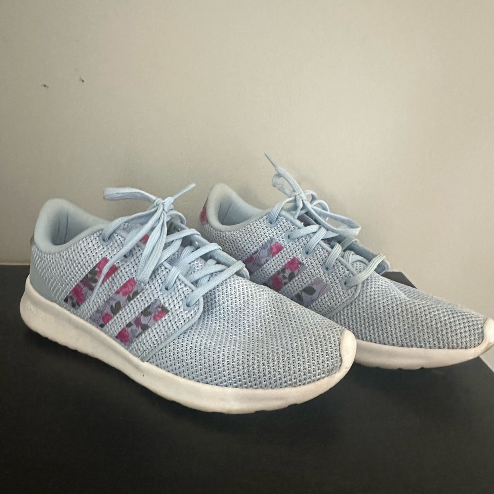 Adidas Women's Light Blue Sneakers